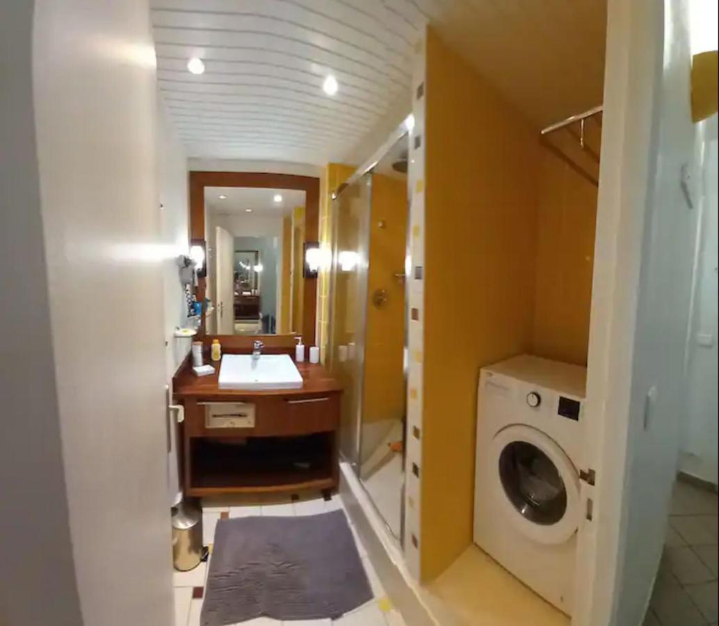 Grand Studio De 41 M², Vue Mer Et Jardin Tropical. Le Gosier  Exterior photo